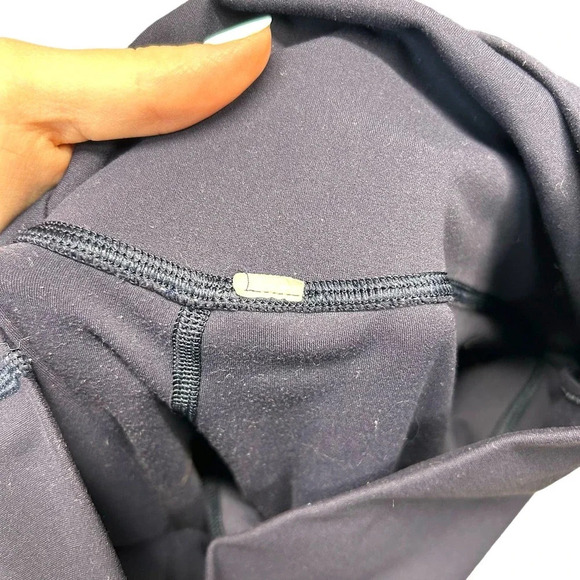 Lululemon Align Crop Deep Indigo Navy Blue‎ Size 6 - Picture 5 of 6